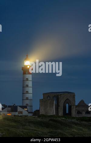 Leuchtturm Saint-Mathieu, Pointe Saint-Mathieu in Plougonvelin, Finistere, Frankreich Stockfoto