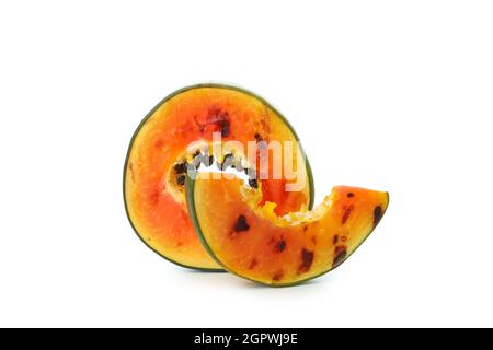 Leckere gegrillte Papaya isoliert auf weißem Hintergrund. Stockfoto