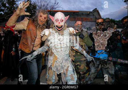 Rust, Deutschland. September 2021. Rust, Deutschland - 29. September 2021: Europa-Park, Horror Nights - Traumatica mit Werewolfs, Ghouls und Dämonen. Scary Monster Show, Halloween, Horror, grimmig, Bluebanana Unterhaltung, Kredit: dpa/Alamy Live Nachrichten Stockfoto