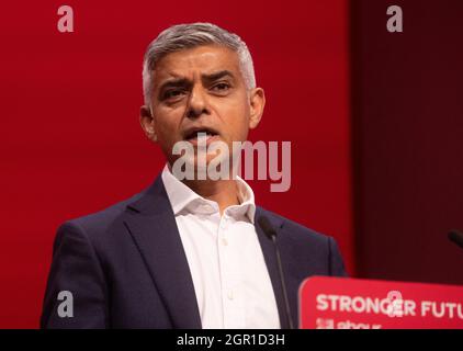 Sadiq Khan, der Bürgermeister von London, hält seine Keynote-Rede auf der Labour Party Conference in Brighton Stockfoto