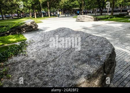 Die 9/11 Memorial Glade Ehren Rescue & Recovery Personal, NYC, USA Stockfoto