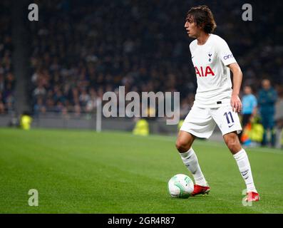 London, Großbritannien. September 2021. London, England - 30. SEPTEMBER: Bryan Gil von Tottenham Hotspur während der Europa Conference League Gruppe G zwischen Tottenham Hotspur und Nogometna sola Mura im Tottenham Hotspur-Stadion, London, England am 30. August 2021 Quelle: Action Foto Sport/Alamy Live News Stockfoto