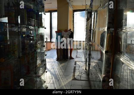 Kovrov, Russland. 28. Juni 2017. Innenraum des 2. Stock Store Cheryomushki in den sonnigen Sommertag Stockfoto