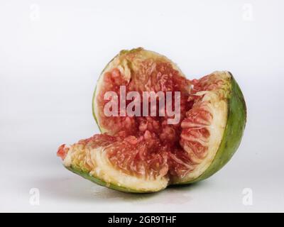 Reif grün Abb. Obst auf weißem Hintergrund Stockfoto