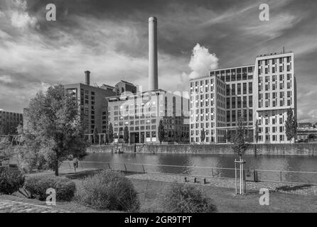 Büro- und Geschäftsgebäude im Stadtteil Westhabor, Frankfurt, Deutschland Stockfoto