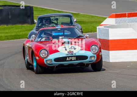 1963 Ferrari 250 GTO Classic, Oldtimer-Rennwagen, Rennen in der RAC Tourist Trophy beim Goodwood Revival 2014 Stockfoto