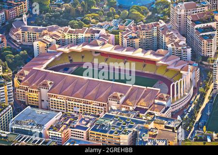 Monaco, Januar 15 2019: Fußballverein ALS Monaco Stadion Stade Louis II Luftaufnahme, Fürstentum Monaco. Farbenfrohe Architektur im Stadtzentrum. Profe Stockfoto