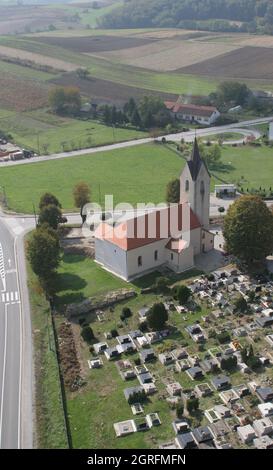 Kirche des Heiligen Martin in Breznicki Hum, Kroatien Stockfoto