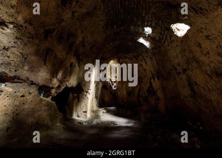 Frankreich, Var, Le Cannet des Maures, Website Entraygues, Kapelle Saint Michel sous Terre Stockfoto