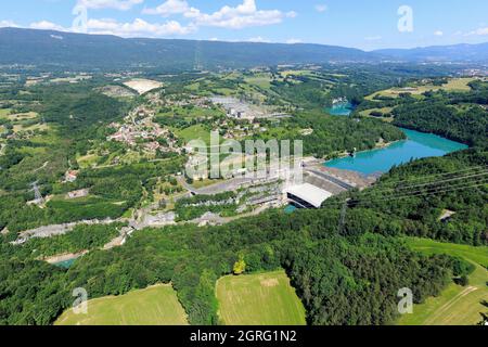 Frankreich, Ain, Injoux Genissiat, Zentralstaudamm von Genissiat an der Rhone (Luftaufnahme) Stockfoto