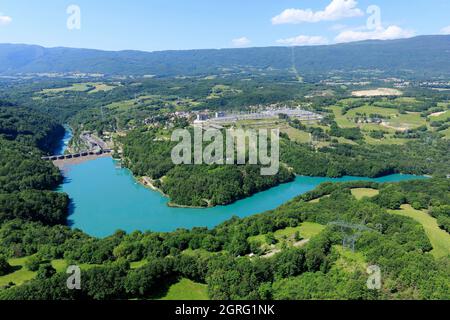 Frankreich, Ain, Injoux Genissiat, Zentralstaudamm von Genissiat an der Rhone (Luftaufnahme) Stockfoto