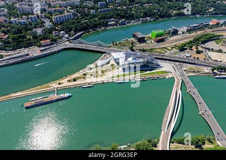 Frankreich, Rhone, Lyon, 2. Arrondissement, Bezirk La Confluence, Musee des Confluences, Architekten Coop Himmelb (l) beim Wolf D. Prix et Partner, der Saone und der Rhone (Luftaufnahme) Stockfoto