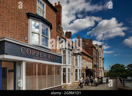 Stockton-on-Tees, eine große Marktstadt im Bezirk Stockton-on-Tees, Grafschaft Durham, England, liegt am Nordufer des River Tees. Stockfoto