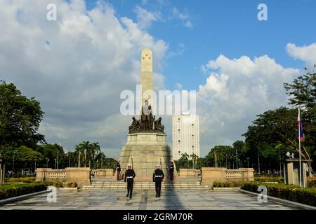 Wachwechsel am Rizal-Denkmal in Luneta, Manila, Philippinen Stockfoto