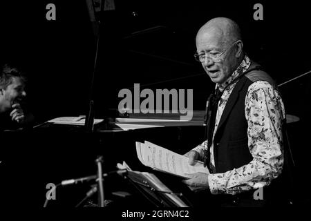 Will Barry, Art Themes - Art Themes und Alex Clarke Quintet - Soundcheck Herts Jazz Club - The Maltings Theatre - St Albans - Hertfordshire Stockfoto