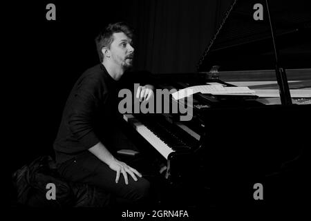 Will Barry - Art Themes und Alex Clarke Quintet - Soundcheck Herts Jazz Club - The Maltings Theatre - St Albans - Hertfordshire Stockfoto