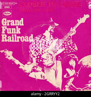 Grand Funk Railroad - näher bei zu Hause - ziellose Dame 45rpm - Vintage Vinyl Schallplattencover Stockfoto