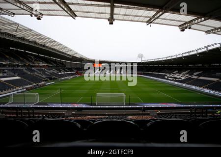 Hull, Großbritannien. Oktober 2021. Allgemeine Innenansicht des MKM-Stadions, Heimstadion von Hull City in Hull, Großbritannien am 10/2/2021. (Foto von Ben Early/News Images/Sipa USA) Quelle: SIPA USA/Alamy Live News Stockfoto