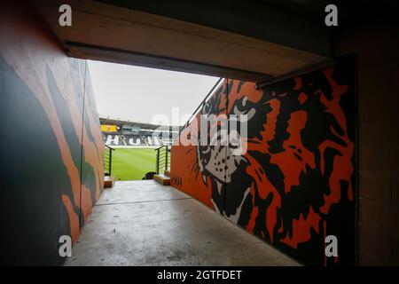 Allgemeine Innenansicht des MKM-Stadions, Heimstadion von Hull City. Stockfoto