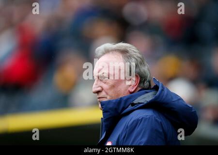 Hull, Großbritannien. Oktober 2021. Neil Warnock Manager von Middlesbrough in Hull, Großbritannien am 10/2/2021. (Foto von Ben Early/News Images/Sipa USA) Quelle: SIPA USA/Alamy Live News Stockfoto