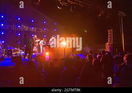 Valflaunes, Pic St Loup, Oczitanien Frankreich: 22. Juli 2017. Musikfestival, Hortus Live in der Domäne des Hortus, Weingut. Nickodemus und Eingeweide im DJ-Set. Stockfoto