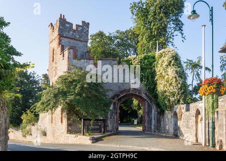 Ruthin Castle (Castell Rhuthun) Hotel, Castle Street, Ruthin (Rhuthun), Denbighshire (Sir Ddinbych), Wales, Vereinigtes Königreich Stockfoto