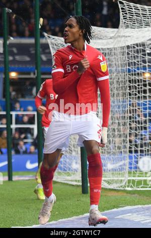 NOTTINGHAM, GROSSBRITANNIEN. 2. OKTOBER Djed Spence aus Nottingham Forest feiert am Samstag, den 2. Oktober 2021, nach einem Tor, das beim Sky Bet Championship-Spiel zwischen Birmingham City und Nottingham Forest in St Andrews, Birmingham, 0-3 Punkte erreicht hat. (Kredit: Jon Hobley | MI News) Kredit: MI Nachrichten & Sport /Alamy Live News Stockfoto