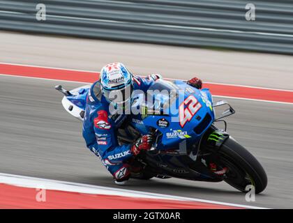 Austin, Texas, USA. Oktober 2021. 42 ALEX RINS Team Suzuki Easter geht in Runde 2 in der Qualifikationsrunde 1 unter. (Bild: © Hoss McBain/ZUMA Press Wire) Stockfoto