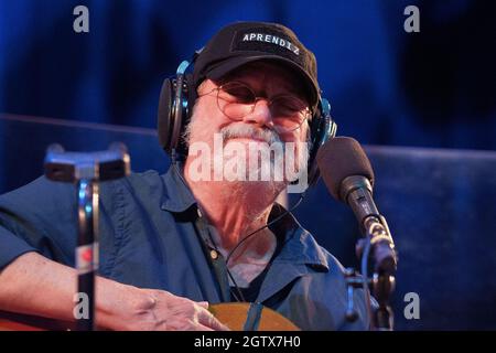 Madrid, Spanien. Oktober 2021. Der kubanische Singer-Songwriter Silvio Rodríguez tritt auf einer neuen Tournee auf, auf der er sein Album 'para la Espera' vorstellte. Kredit: SOPA Images Limited/Alamy Live Nachrichten Stockfoto