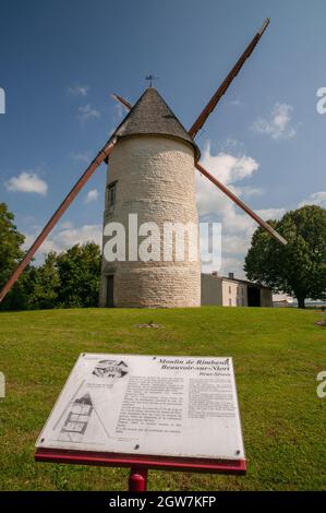 Windmühle Rimbault, Beauvoir-sur-Niort, Deux-Sevres (79), Region Nouvelle-Aquitaine, Frankreich Stockfoto