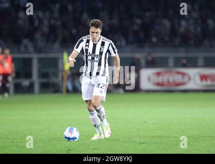 TURIN ITALIEN- Oktober 2 Stadio Olimpico Grande Torino Federico Chiesa in Aktion während der Serie Ein Spiel zwischen FC Turin und Juventus FC im Stadio Olimpico am 2. Oktober 2021 in Turin, Italien. Kredit: Christian Santi/Alamy Live Nachrichten Stockfoto