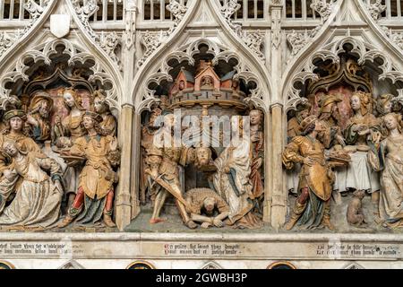 Holzschnitzerei in der Kathedrale Notre Dame d’Amiens, Amiens, Frankreich | Holzschnitzereien in der Kathedrale Basilika unserer Lieben Frau von Amiens, Amiens, Stockfoto