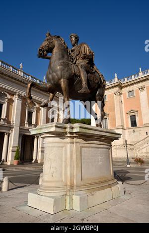 Italien, Rom, Piazza del Campidoglio, Statue von Marcus Aurel Stockfoto