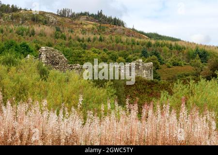 LOCH DOON, SCHOTTLAND - 18. SEPTEMBER 2019 : die Ruinen von Loch Doon Castle South Ayrshire Schottland Stockfoto