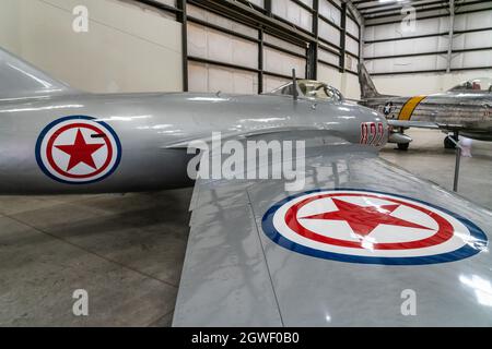 Ein sowjetischer MiG-15 Kämpfer in den Farben der Demokratischen Volksrepublik Korea im Pima Air & Space Museum, Tucson, Arizona. Stockfoto