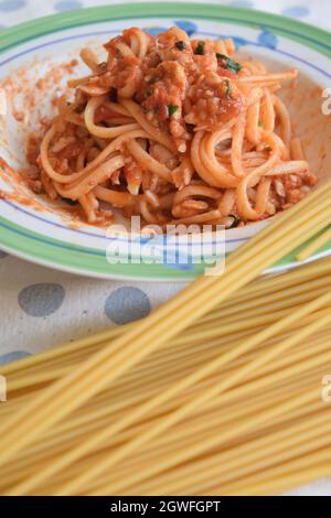 Spaghetti mit Fischragu ein typisch italienisches Rezept Stockfoto