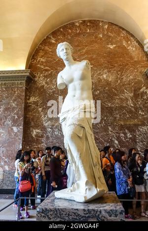 Die weltberühmte Statue der Venus von Milo im Louvre Stockfoto