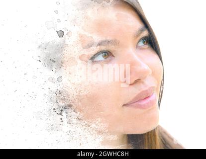 Künstlerisches Porträt einer jungen asiatischen Frau kombiniert mit einem Gemälde Stockfoto