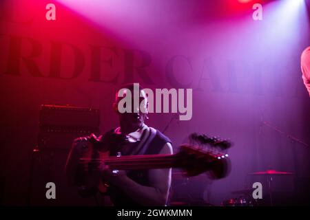 The Arts Club, 90 Seel Street, Liverpool, Großbritannien. Oktober 2021. Eine Performance der irischen Punk-Band The Murder Capital im Rahmen der Sound City Festival 2021. Kredit: Jonny Nolan/Alamy Live Nachrichten Stockfoto