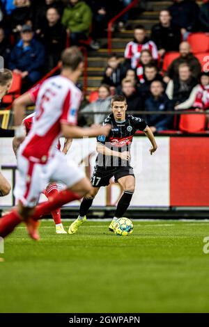 Aalborg, Dänemark. Oktober 2021. Daniel Prosser (17) von Soenderjyske beim 3F Superliga-Spiel zwischen Aalborg Boldklub und Soenderjyske im Aalborg Portland Park in Aalborg. (Foto: Gonzales Photo/Alamy Live News Stockfoto