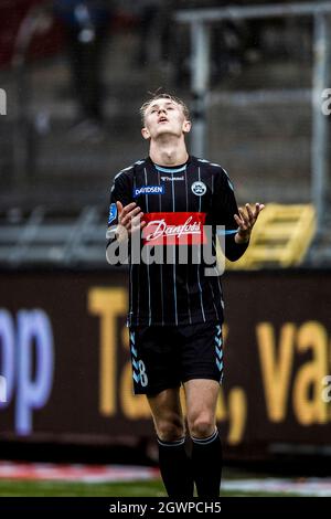 Aalborg, Dänemark. Oktober 2021. Emil Kornvig (8) von Soenderjyske beim 3F Superliga-Spiel zwischen Aalborg Boldklub und Soenderjyske im Aalborg Portland Park in Aalborg. (Foto: Gonzales Photo/Alamy Live News Stockfoto