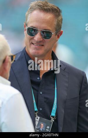 Sonntag, 3. Oktober 2019; Miami Gardens, FL USA; Miami Dolphins Vice-Chairman, President und CEO Tom Garfinkel während der Vorspiele vor einem Spiel der NFL gegen die Indianapolis Colts im Hard Rock Stadium. Die Colts schlagen Delfine 27-17. (Kim Hukari/Bild des Sports) Stockfoto