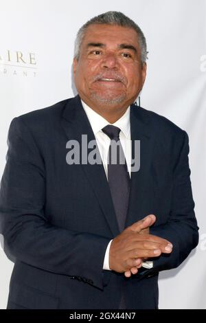 3. Oktober 2021, Brentwood, CA, USA: LOS ANGELES - Okt 3: George Lopez bei der George Lopez Foundation 14. Celebrity Golf Classic Pre-Party im Baltaire Restaurant am 3. Oktober 2021 in Brentwood, CA (Bildnachweis: © Kay Blake/ZUMA Press Wire) Stockfoto