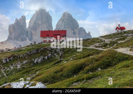 Tre Cime di Lavaredo, Belluno, Venetien, Dolomiten, Italien Stockfoto