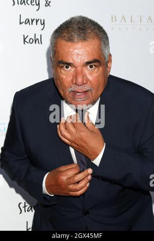 3. Oktober 2021, Brentwood, CA, USA: LOS ANGELES - Okt 3: George Lopez bei der George Lopez Foundation 14. Celebrity Golf Classic Pre-Party im Baltaire Restaurant am 3. Oktober 2021 in Brentwood, CA (Bildnachweis: © Kay Blake/ZUMA Press Wire) Stockfoto