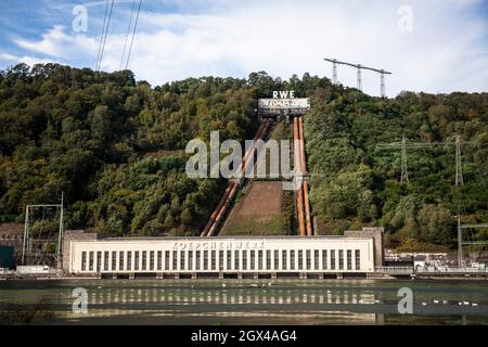 hengstey-see, Stausee, Blick auf das RWE Koepchenwerk, Pumpspeicherkraftwerk, Herdecke, Nordrhein-Westfalen, Deutschland. Hengsteysee, Stausee, Blick Stockfoto