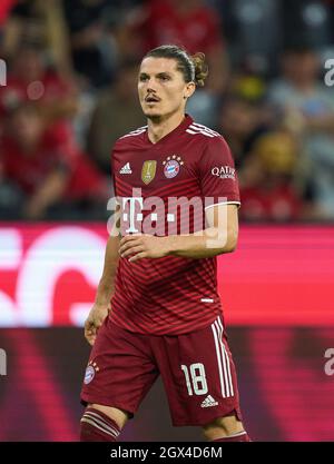 München, Deutschland. Oktober 2021. Marcel Sabitzer, FCB 18 im Spiel FC BAYERN MÜNCHEN - EINTRACHT FRANKFURT 1-2 1.Deutsche Fußballliga am 03. Oktober 2021 in München, Deutschland. Saison 2021/2022, Spieltag 7, 1.Bundesliga, FCB, München, 7.Spieltag. © Peter Schatz / Alamy Live News - die DFL-VORSCHRIFTEN VERBIETEN DIE VERWENDUNG VON FOTOGRAFIEN als BILDSEQUENZEN und/oder QUASI-VIDEO - Quelle: Peter Schatz/Alamy Live News Stockfoto