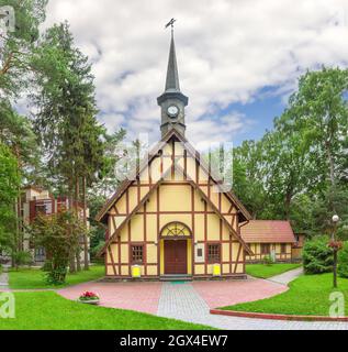 Orgelsaal, eine ehemalige katholische Kapelle, ein Wahrzeichen der Stadt. Swetlogorsk, Russland Stockfoto