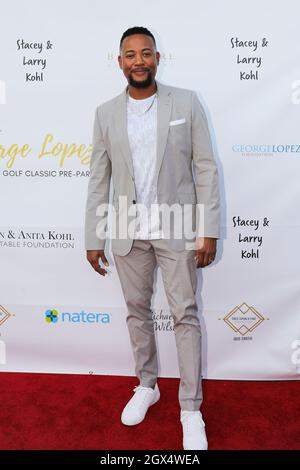 Los Angeles, USA. Oktober 2021. Derrex Brady trifft am 3. Oktober 2021 auf der 14. Jährlichen George Lopez Celebrity Golf Classic Pre-Party in Baltaire in Los Angeles, Kalifornien, ein. (Foto von Conor Duffy/Sipa USA) Quelle: SIPA USA/Alamy Live News Stockfoto