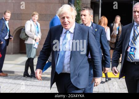 Manchester, Großbritannien. 4. Oktober 2021. Premierminister Boris Johnson während der Konferenz der Konservativen Partei in Manchester. Bilddatum: Montag, 4. Oktober 2021. Bildnachweis sollte lauten: Matt Crossick/Empics/Alamy Live News Stockfoto